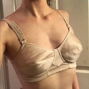 True vintage 1960s bullet bra